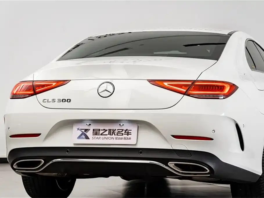 Mercedes-Benz CLS — фото 8