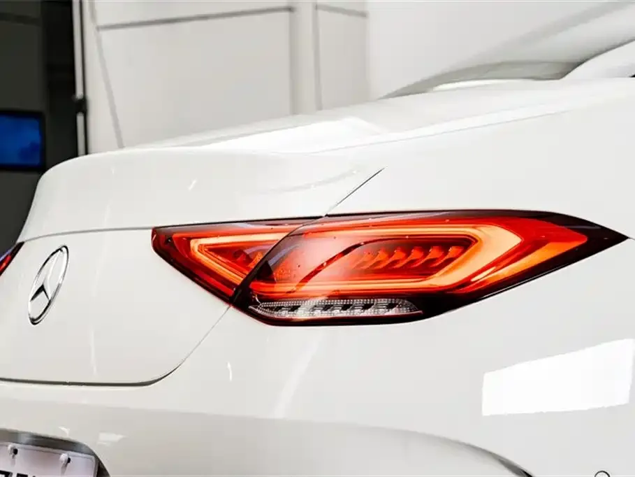 Mercedes-Benz CLS — фото 9