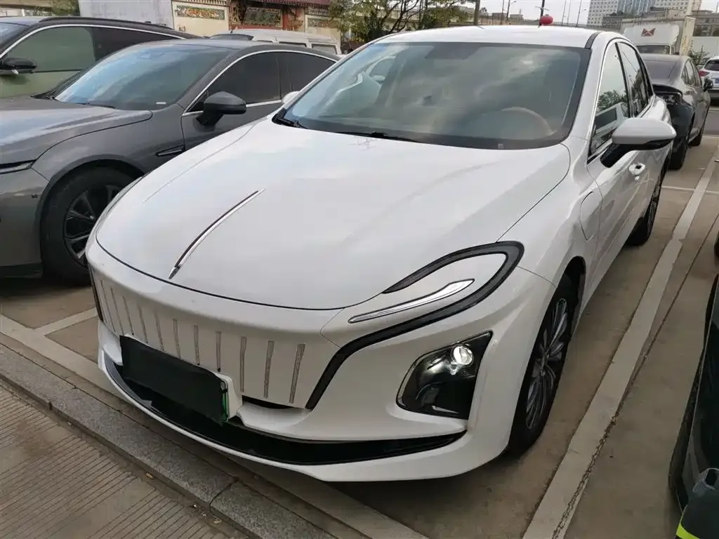 Hongqi E-QM5 — фото 2