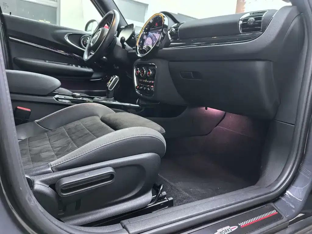 MINI Clubman JCW — фото 10
