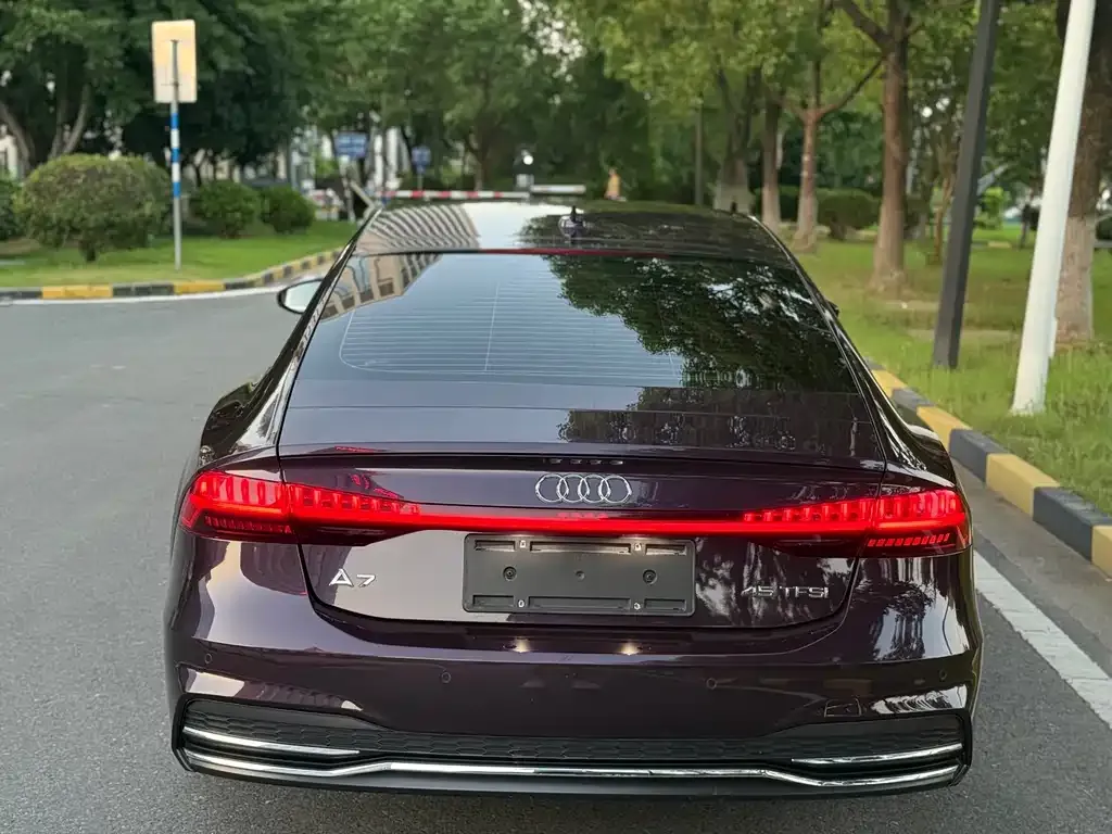 Audi A7 — фото 5