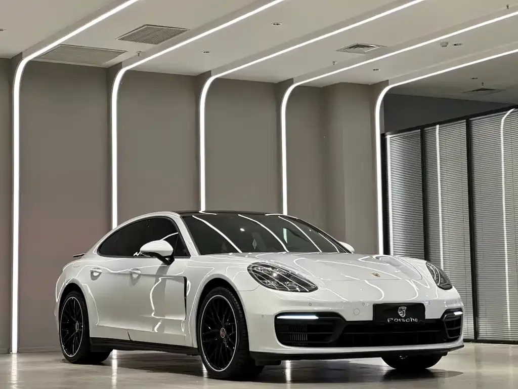 Porsche Panamera — фото 3