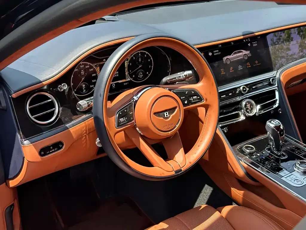 Bentley Flying Spur — фото 9
