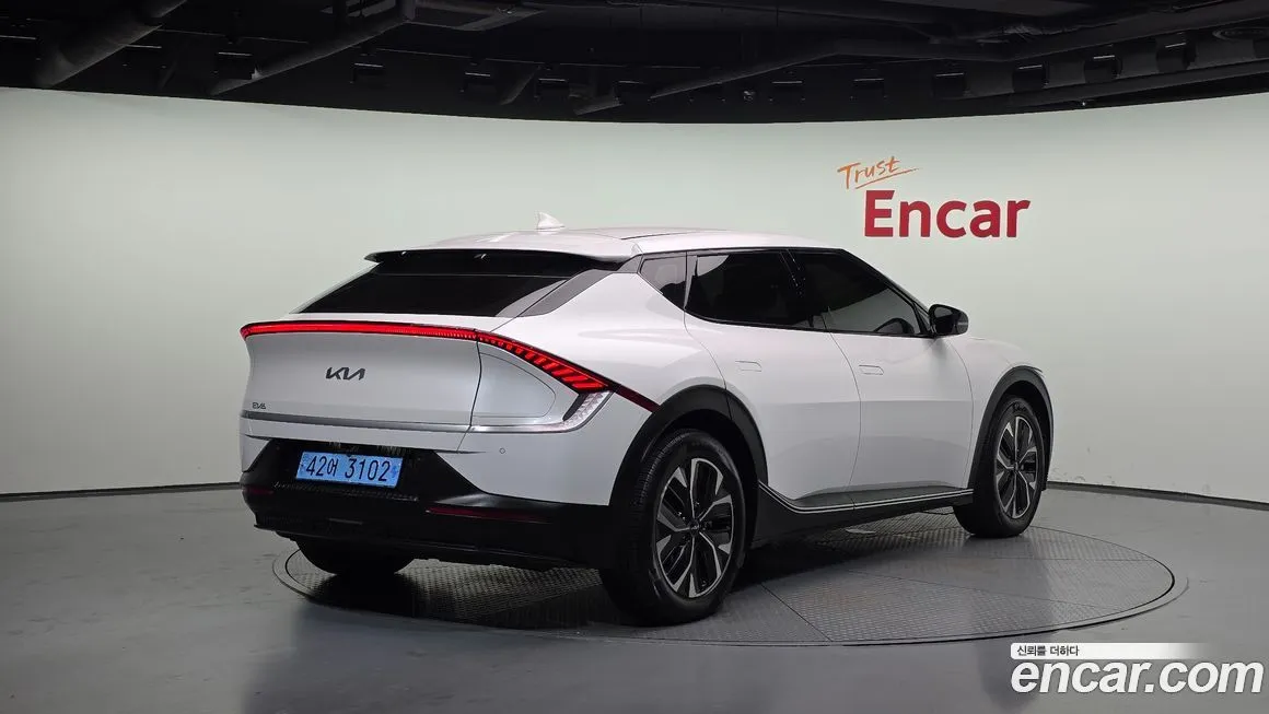 Kia EV6 — фото 2