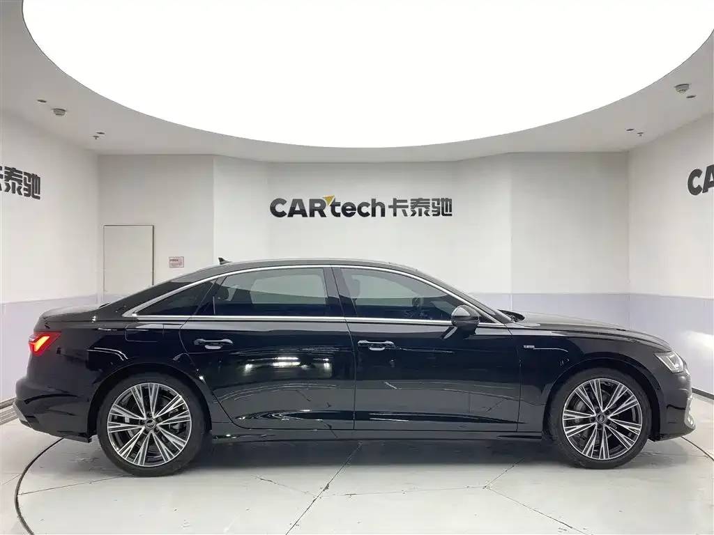 Audi A6L — фото 5