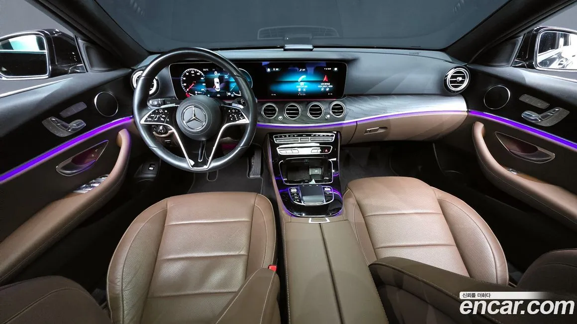Mercedes-Benz E-Class — фото 7