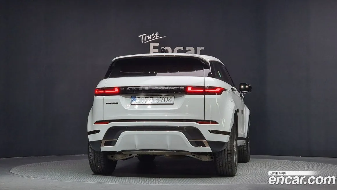 Land Rover Range Rover Evoque — фото 4
