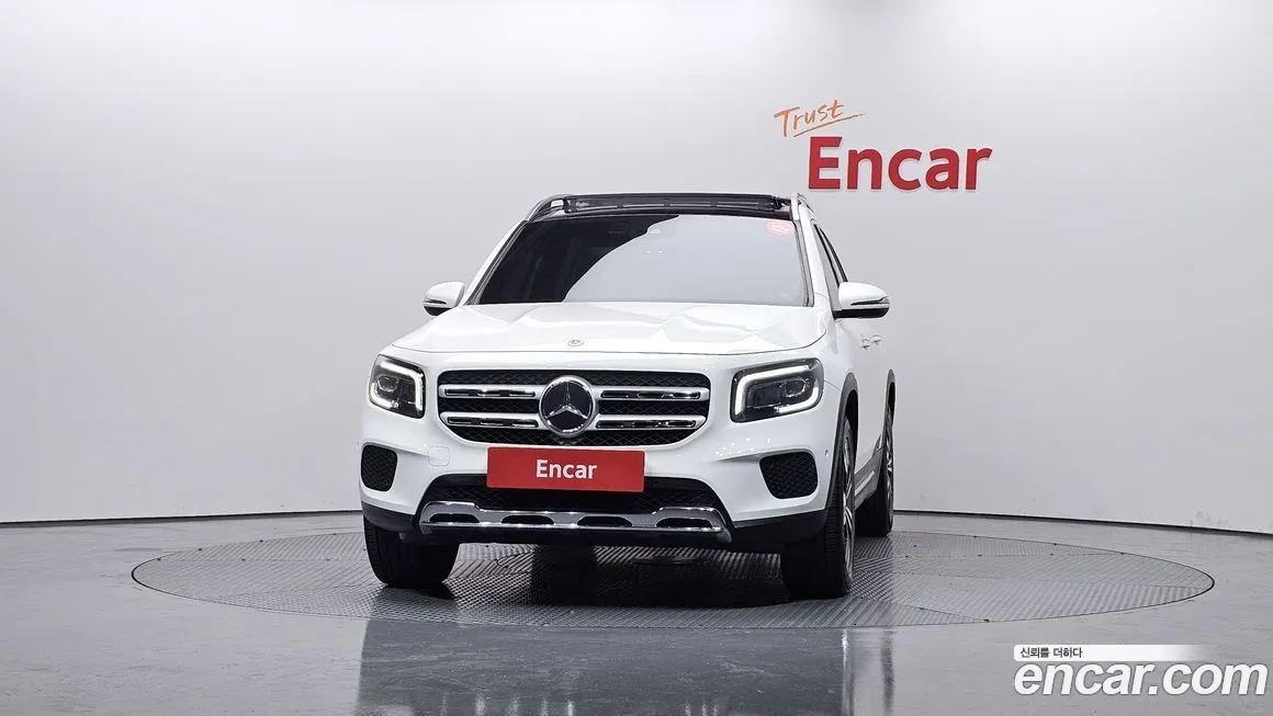 Mercedes-Benz GLB-Class — фото 3