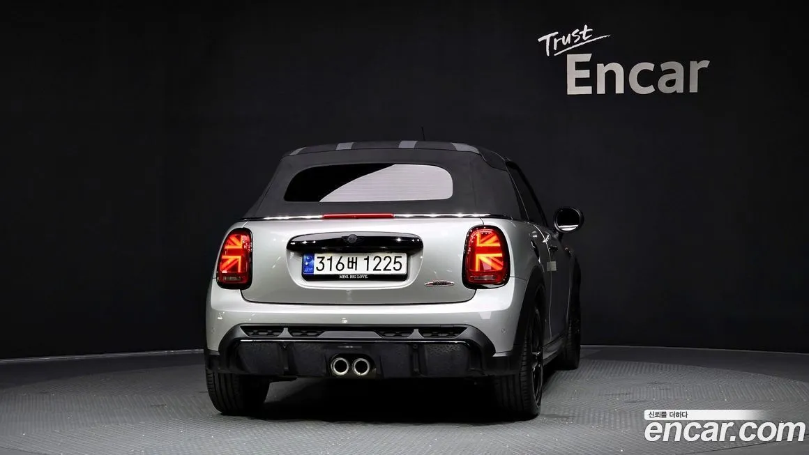 Mini Cooper Convertible — фото 4