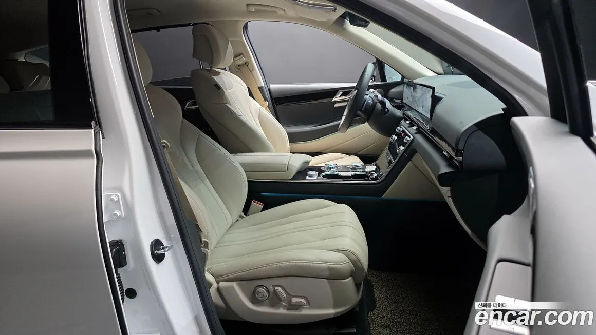 Genesis GV80 — фото 10