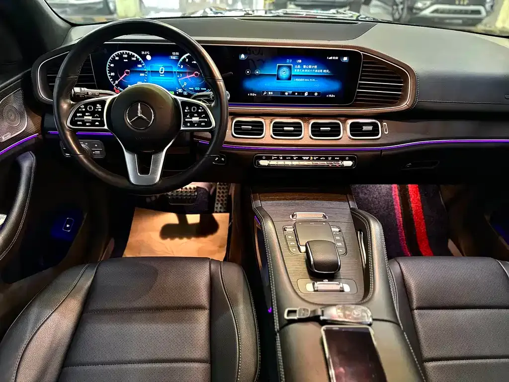 Mercedes-Benz GLS — фото 5