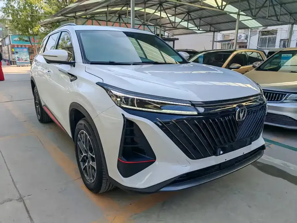 Changan CS75 PLUS — фото 3
