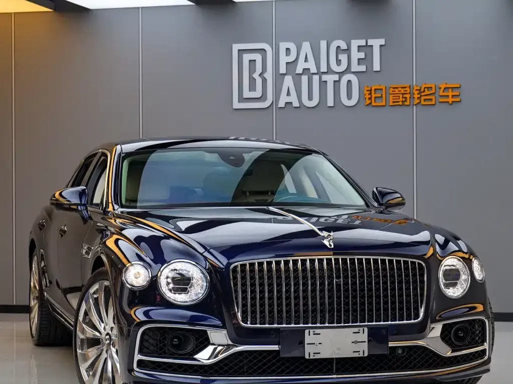 Bentley Flying Spur — фото 2