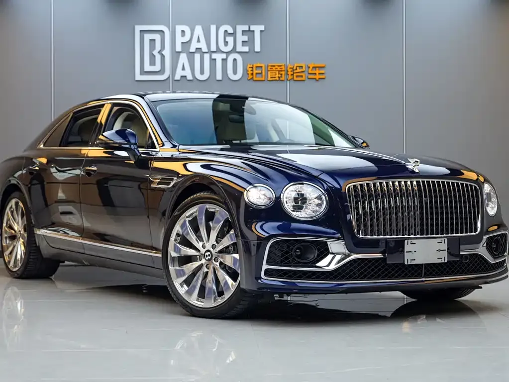 Bentley Flying Spur — фото 3