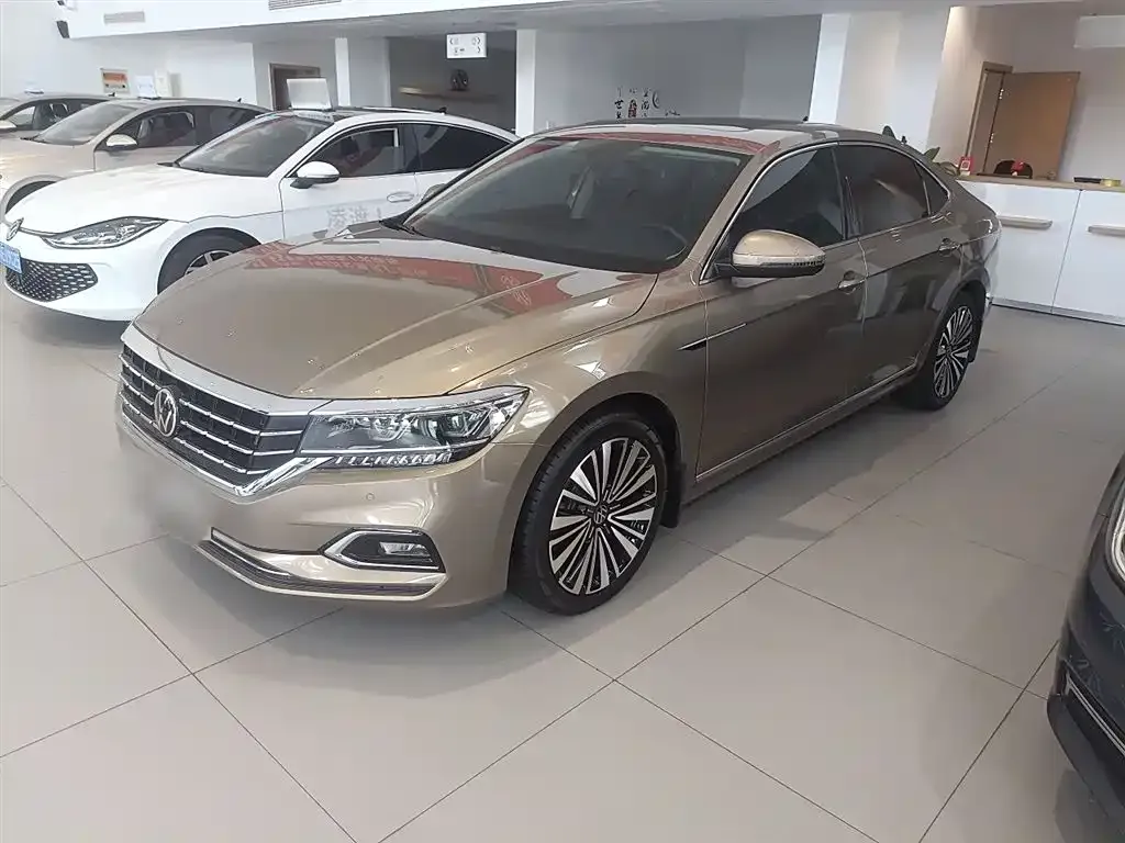Volkswagen Passat — фото 2