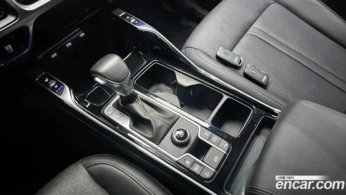 Kia Sorento — фото 9