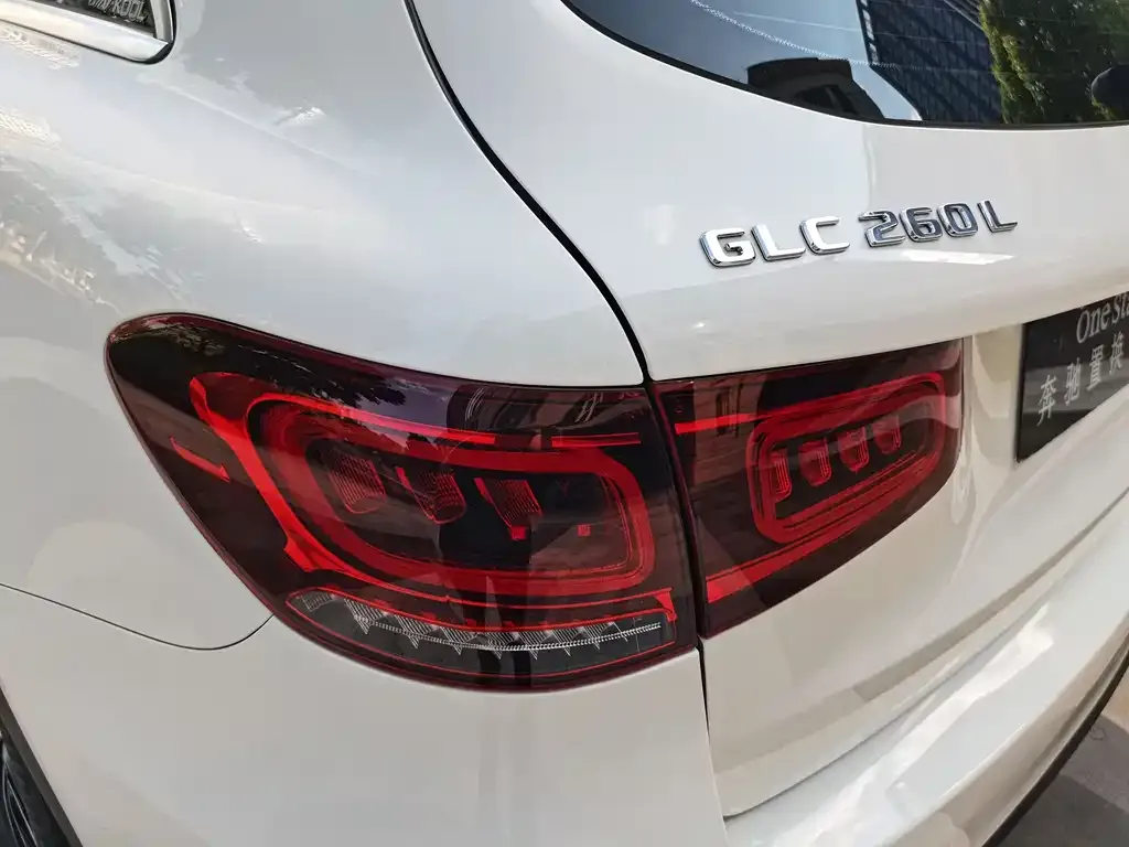 Mercedes-Benz GLC — фото 10