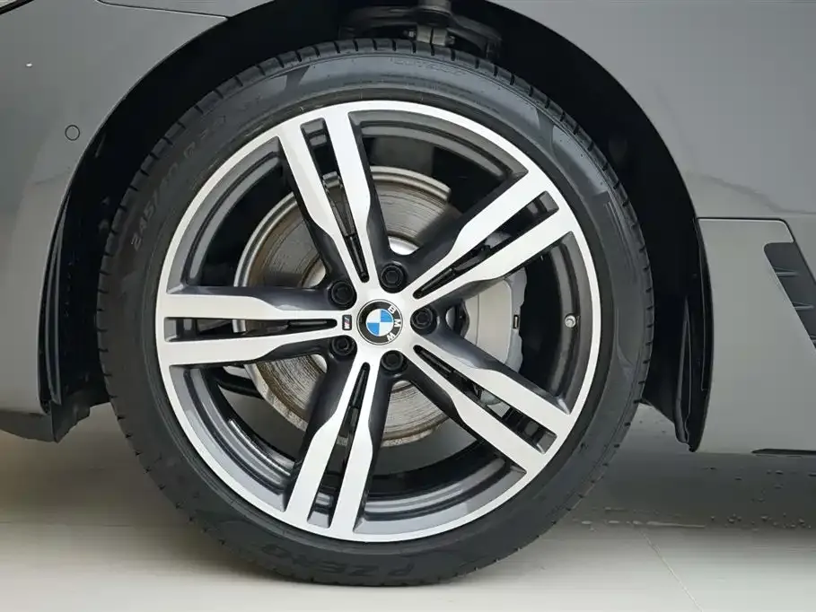 BMW 6 Series GT — фото 10