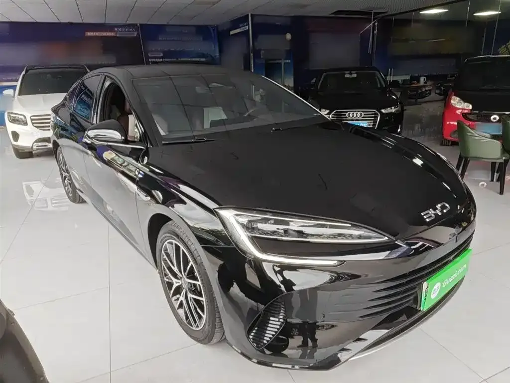 BYD Seal — фото 4