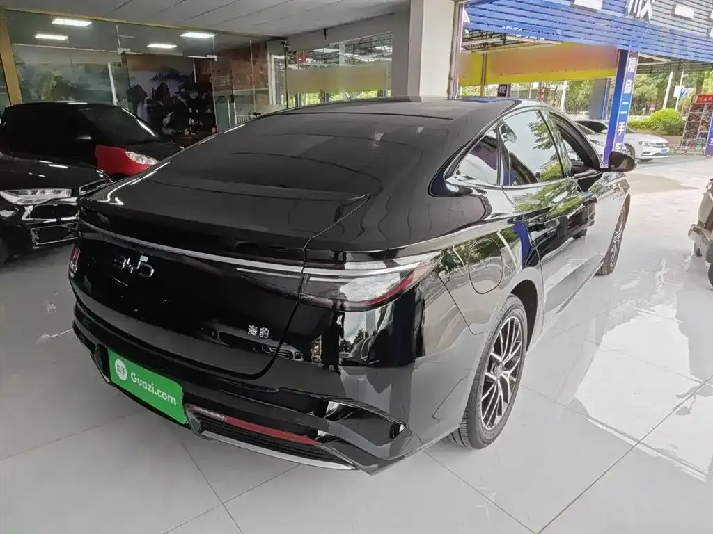 BYD Seal — фото 7