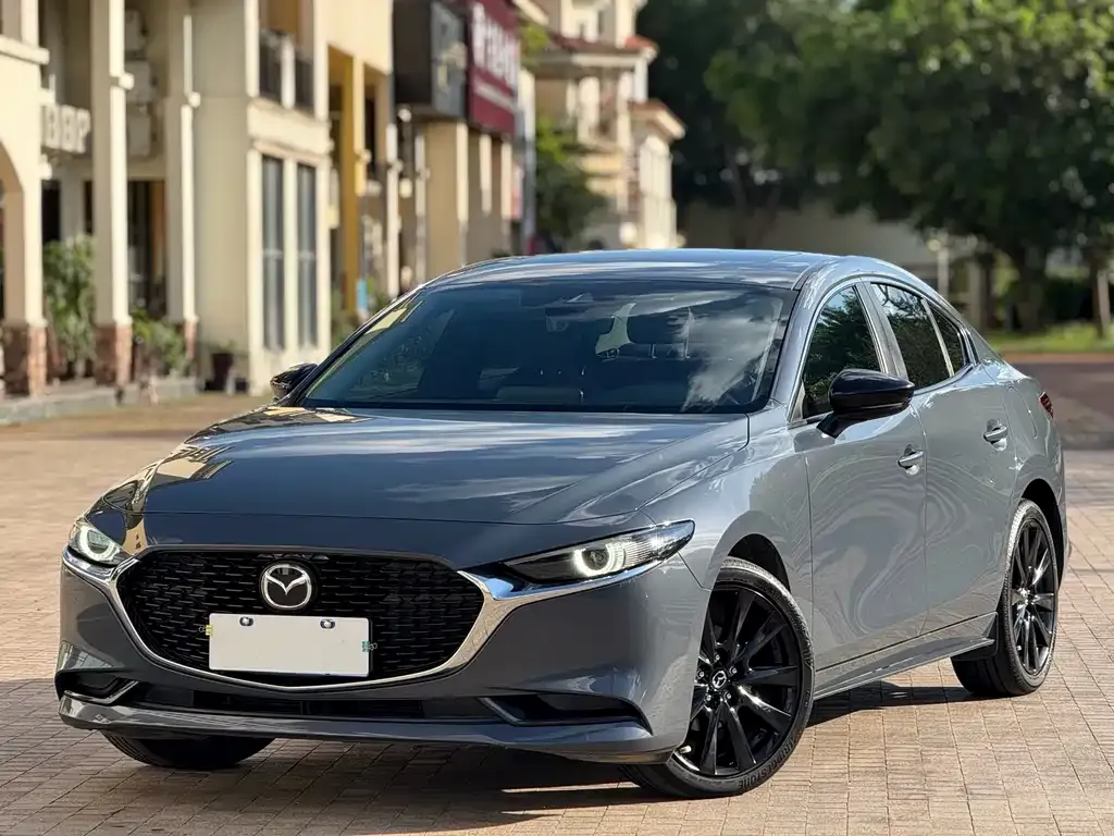 Mazda 3 Axela — фото 1