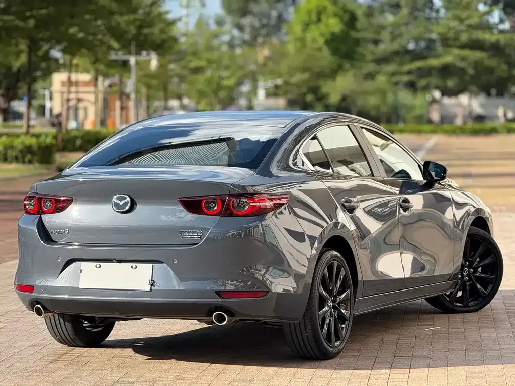 Mazda 3 Axela — фото 7