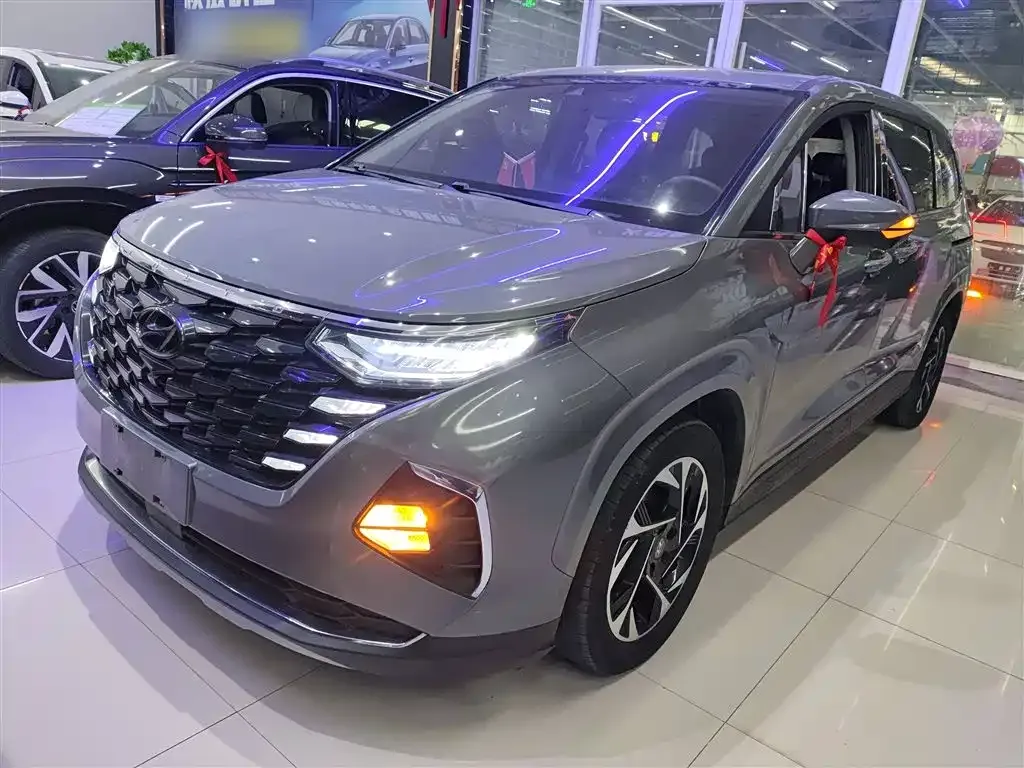 Hyundai Custo — фото 1