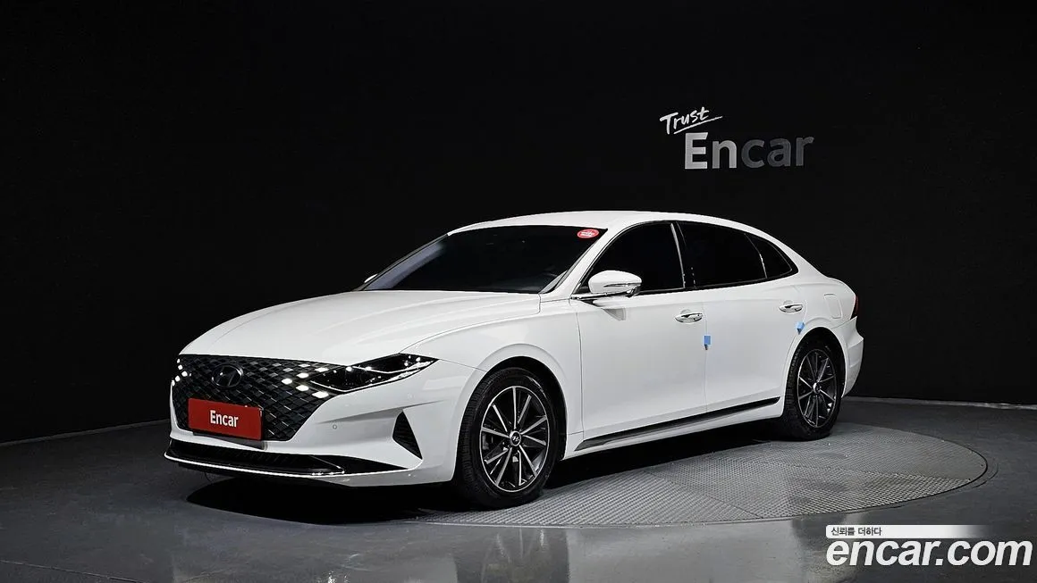 Hyundai Grandeur — фото 1