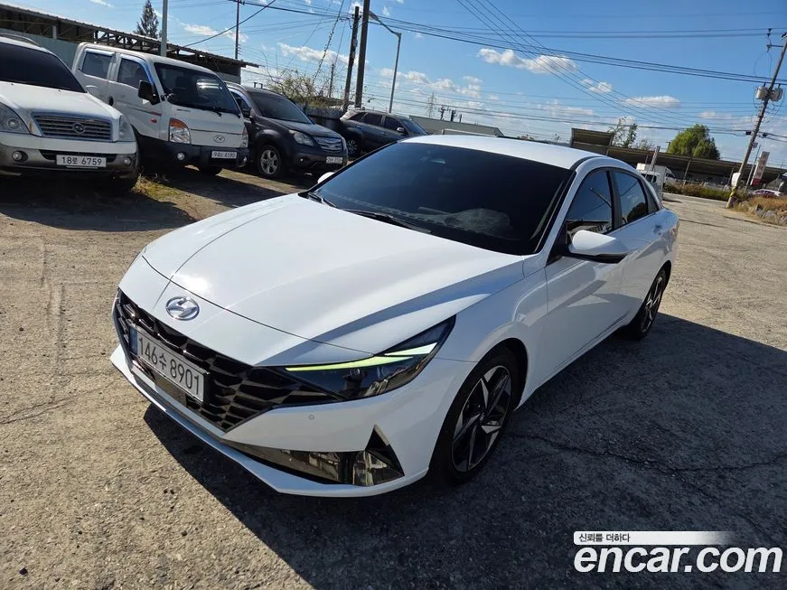 Hyundai AVANTE — фото 1
