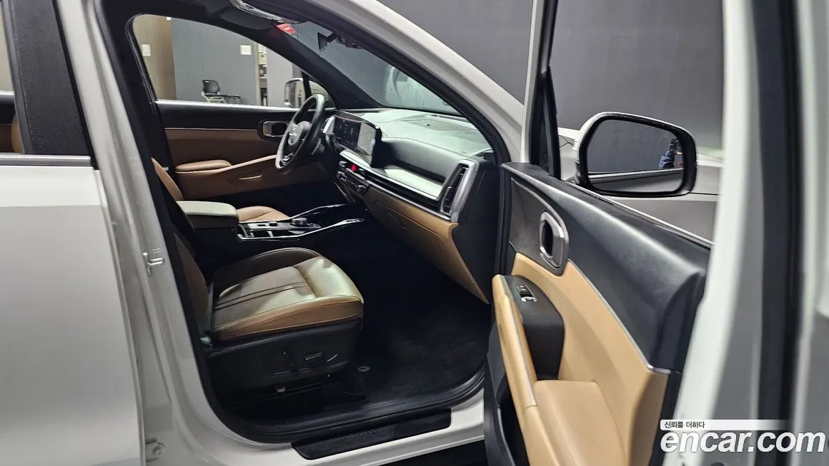 Kia Sorento — фото 10