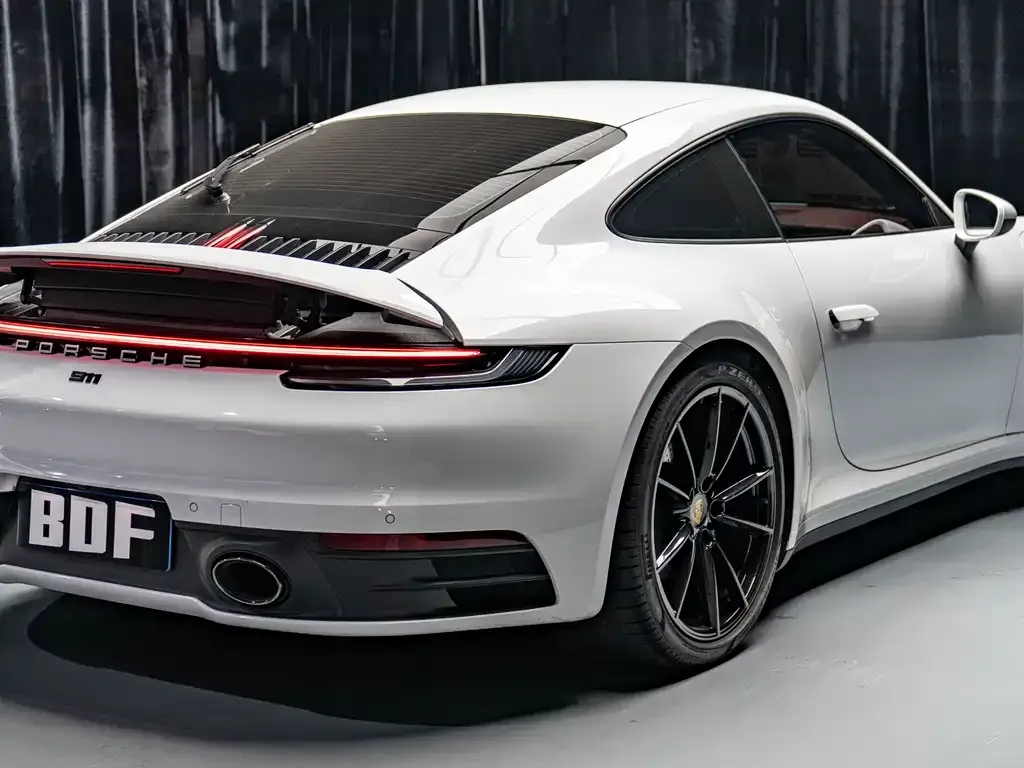 Porsche 911 — фото 4