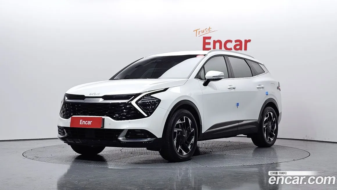 Kia Sportage — фото 1
