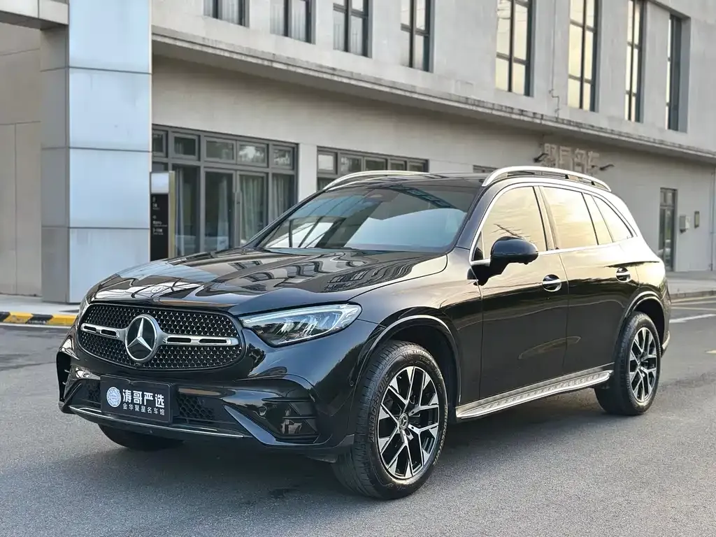 Mercedes-Benz GLC — фото 1