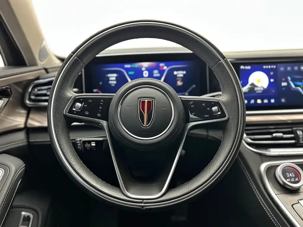 Hongqi H9 — фото 10