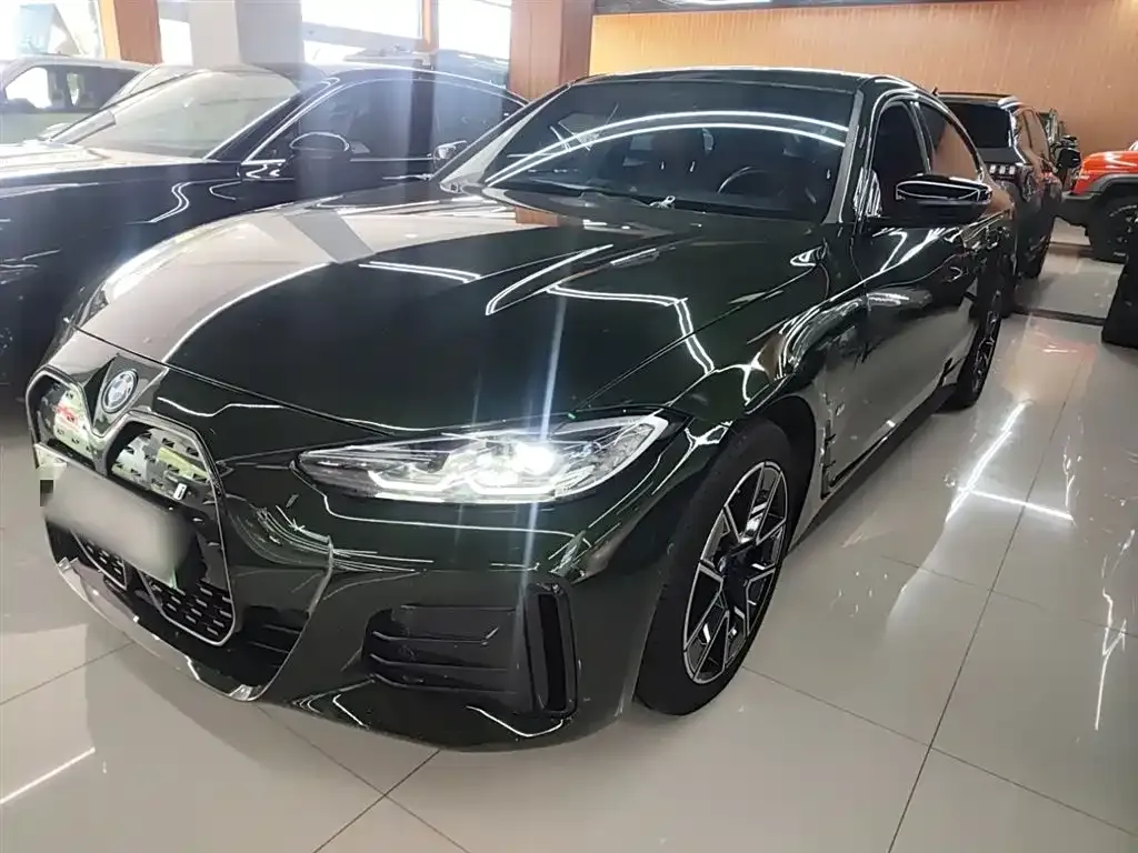 BMW i4 — фото 1