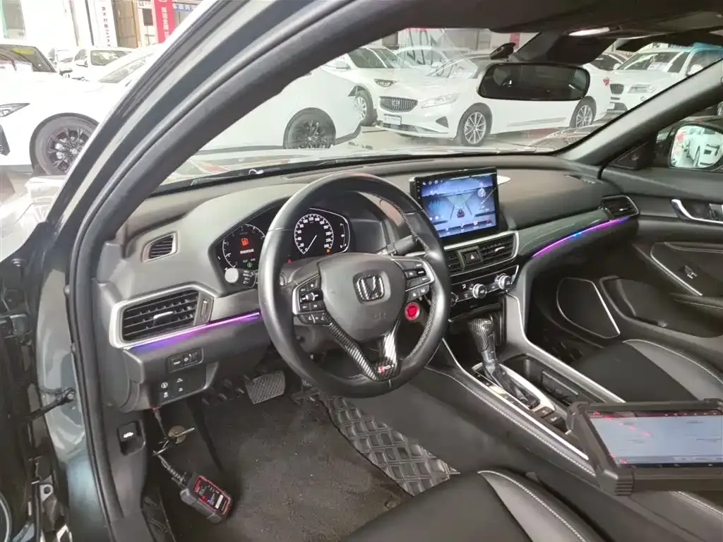 Honda Inspire — фото 10