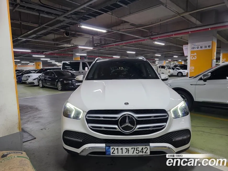 Mercedes-Benz GLE-Class — фото 1