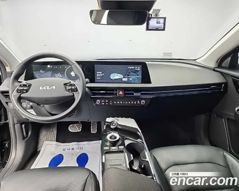 Kia EV6 — фото 7