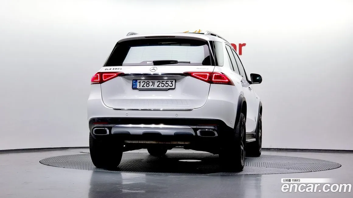Mercedes-Benz GLE-Class — фото 4