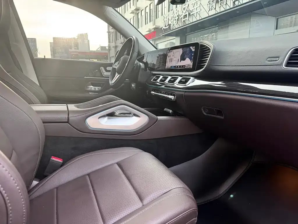 Mercedes-Benz GLE — фото 10