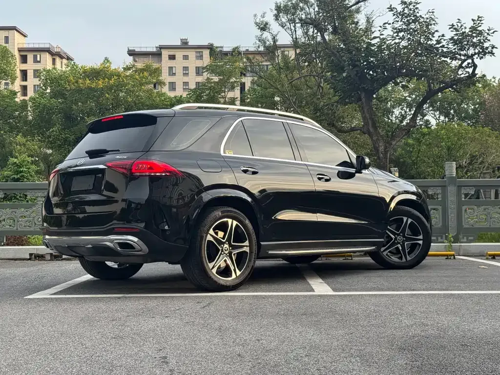 Mercedes-Benz GLE — фото 4