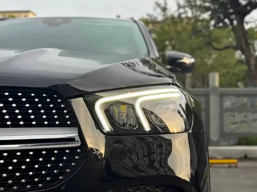 Mercedes-Benz GLE — фото 6