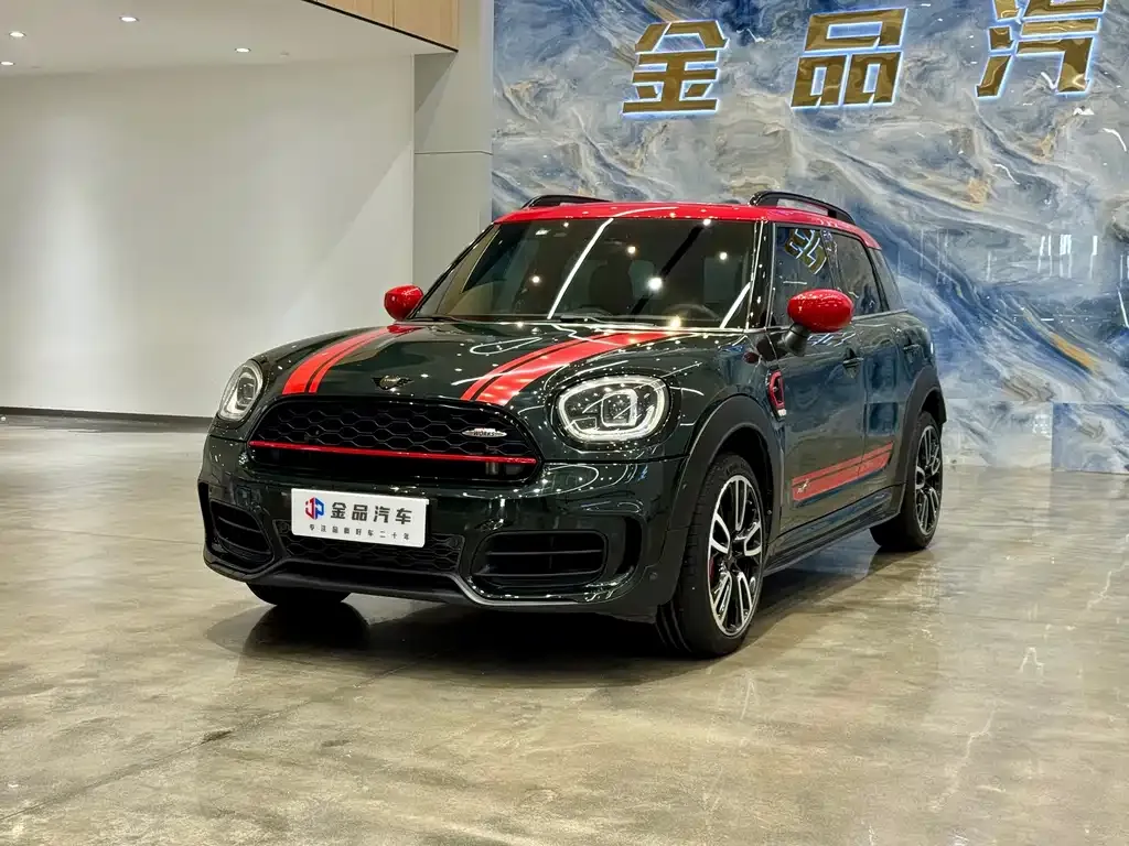 MINI Countryman JCW — фото 1