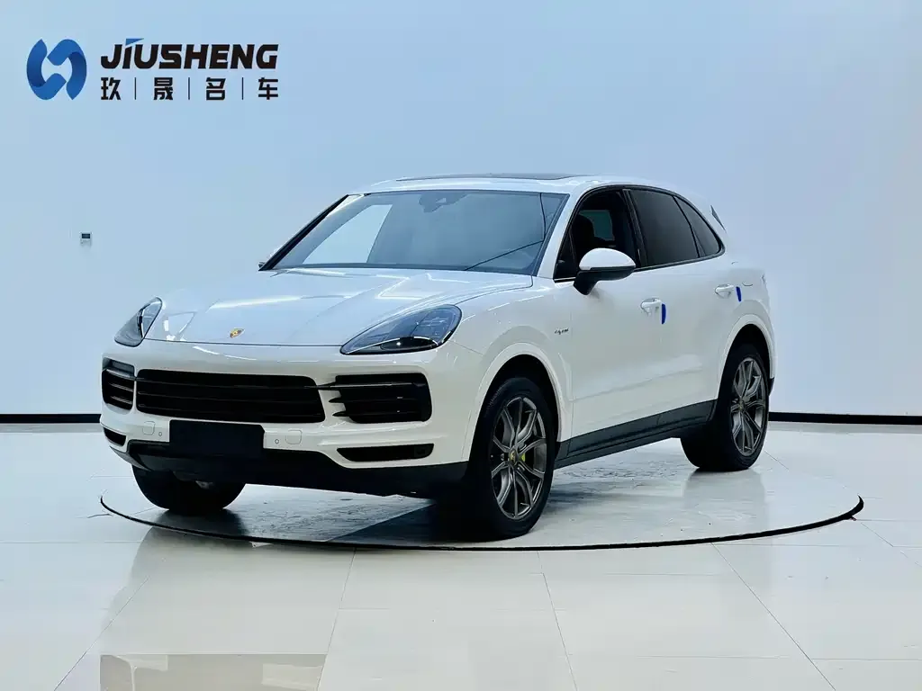 Porsche Cayenne Hybrid — фото 1