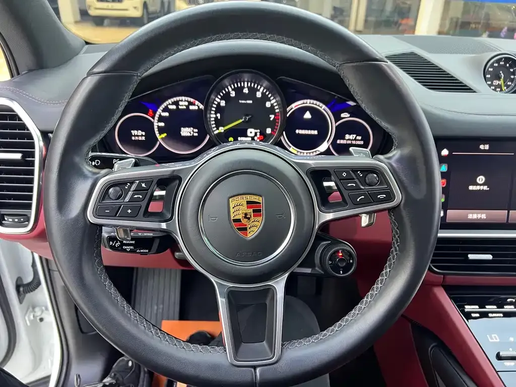 Porsche Cayenne Hybrid — фото 6