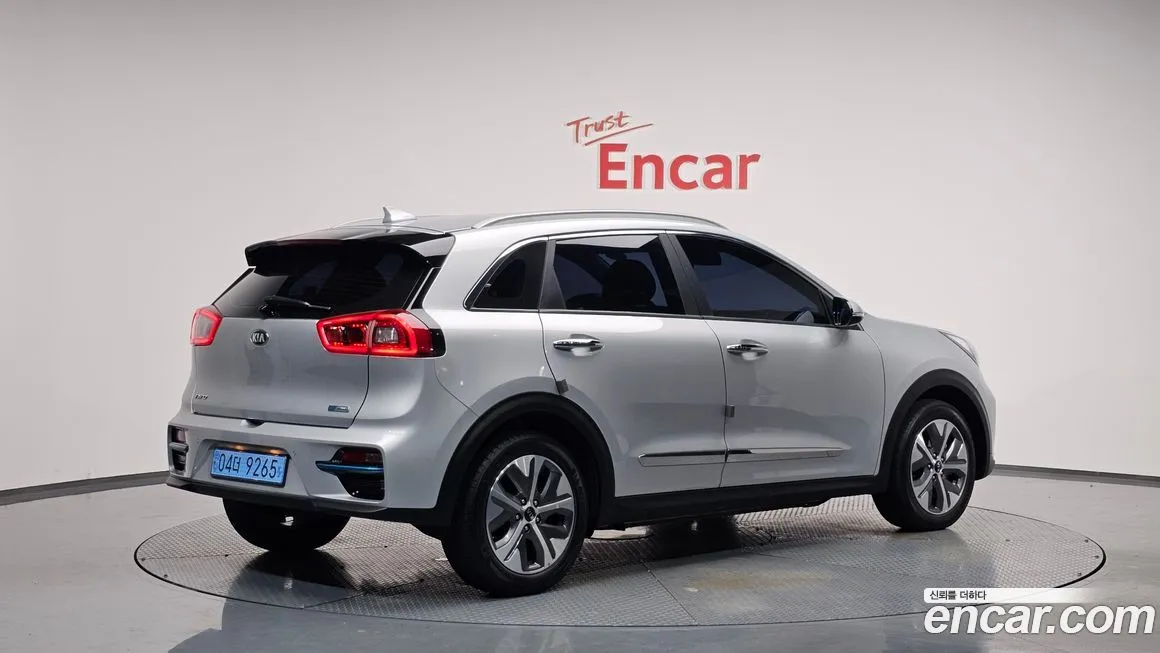 Kia Niro — фото 2