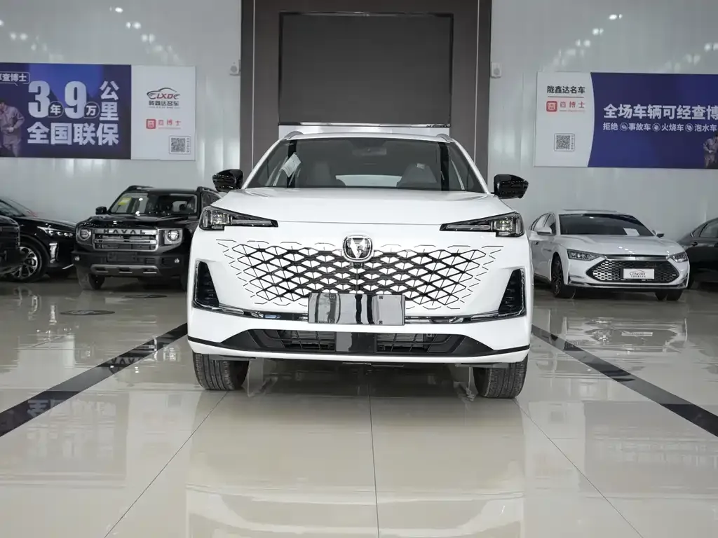 Changan CS55PLUS — фото 3