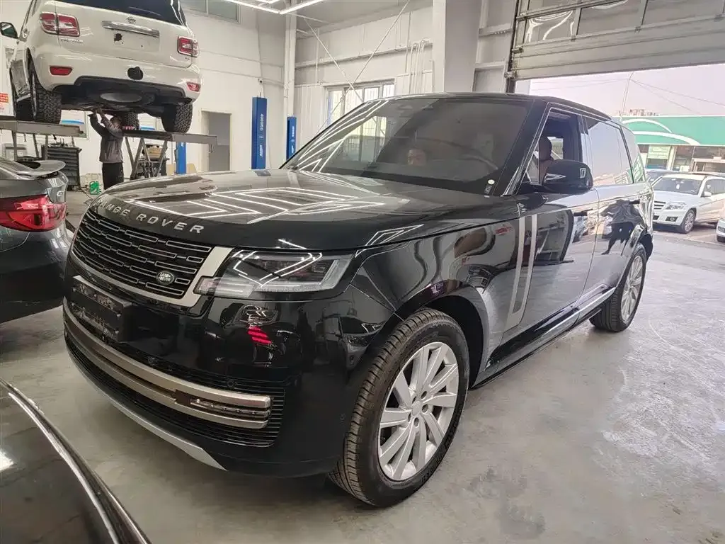 Land Rover Range Rover — фото 1