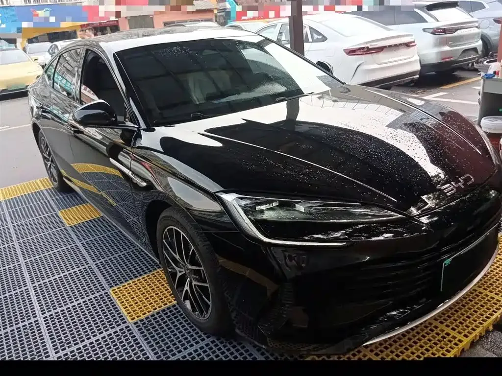 BYD Seal — фото 4