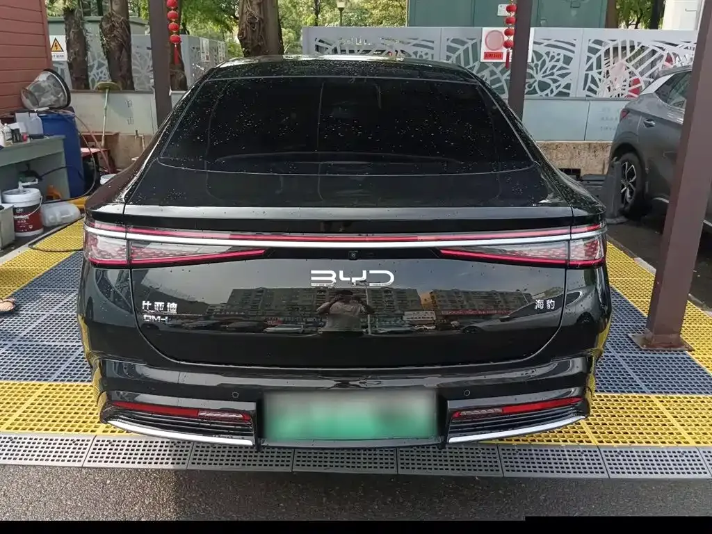 BYD Seal — фото 6